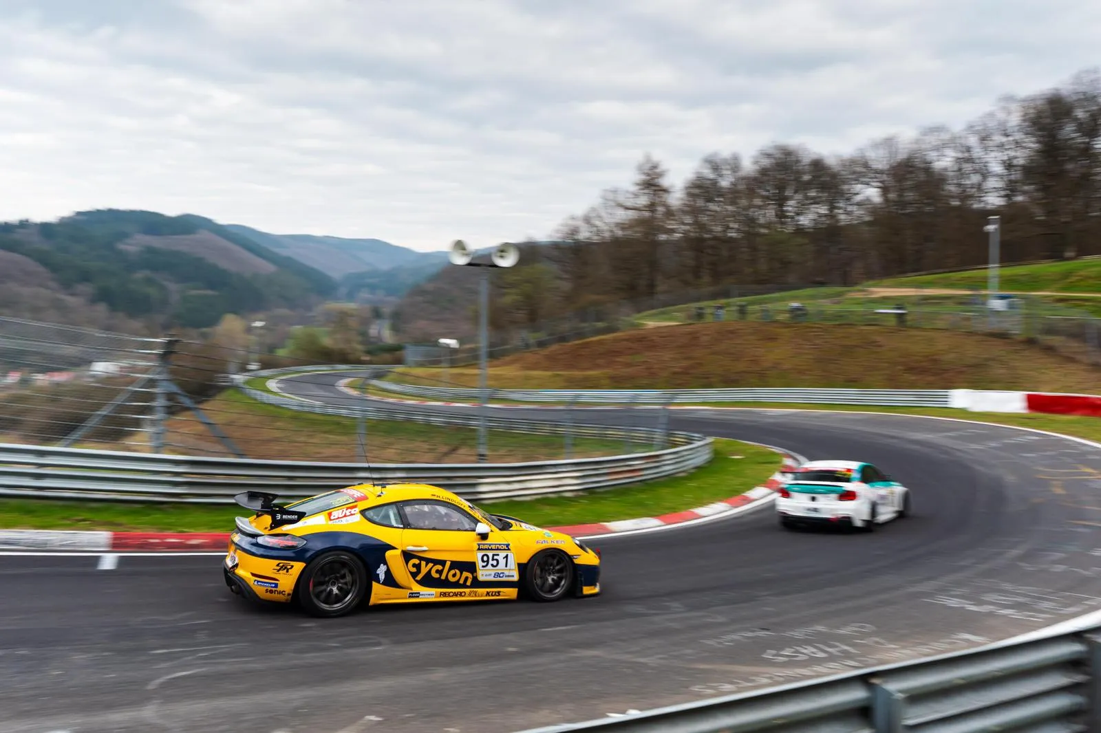 Porsche Cayman GT4 CS auf der Nordschleife